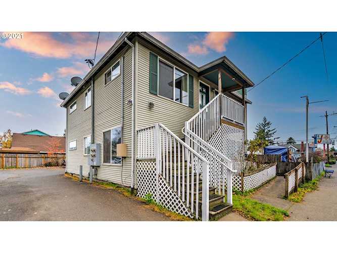 5222 SE Holgate Blvd Portland, OR 97206