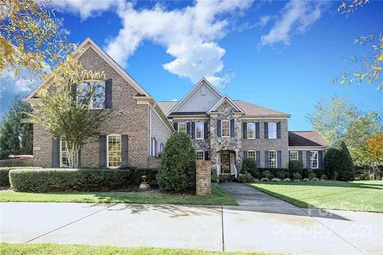 6009 Autumn Blossom Ln Waxhaw, NC 28173