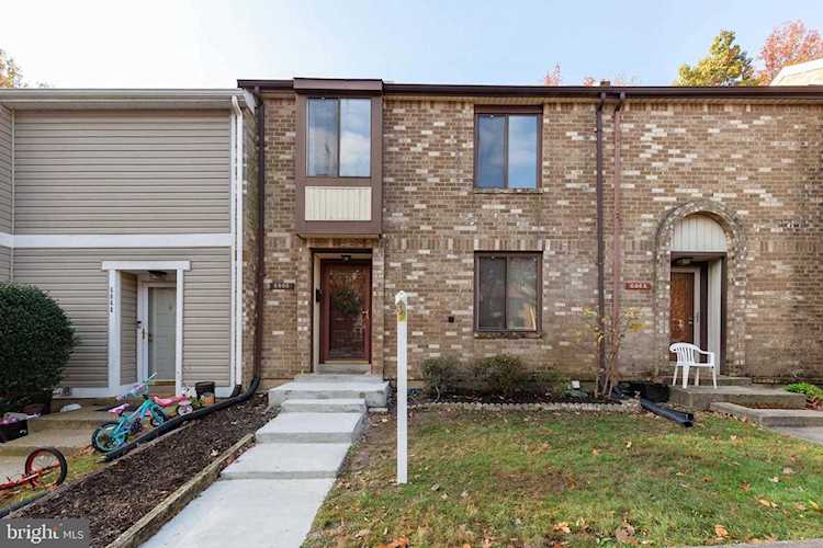 6066 Hollow Hill Ln Springfield, VA 22152