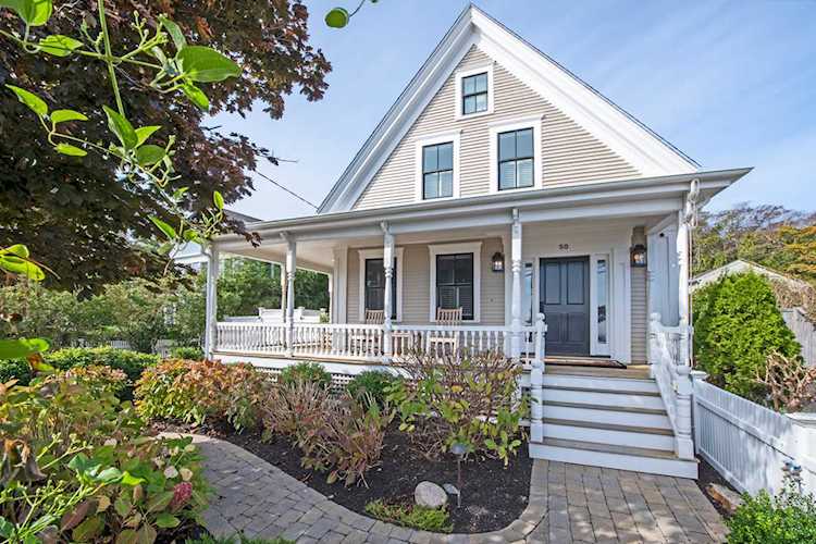 50 Commercial Street Provincetown, MA 02657
