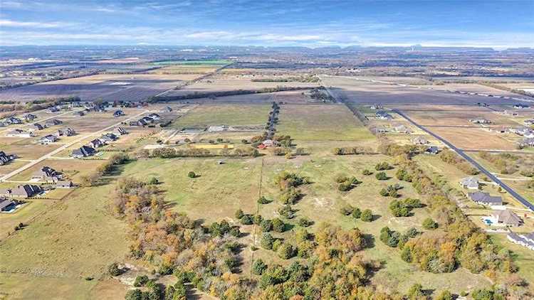 6890 County Road 409 Mckinney, TX 75071