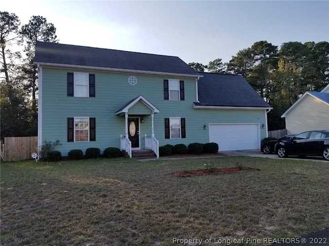 3008 Piney Mountain Dr Hope Mills, NC 28348