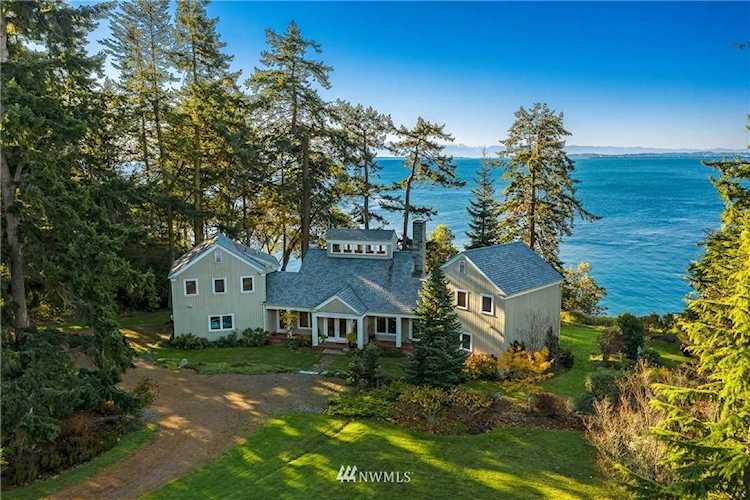 251 Smugglers Cove Rd Friday Harbor, WA 98250