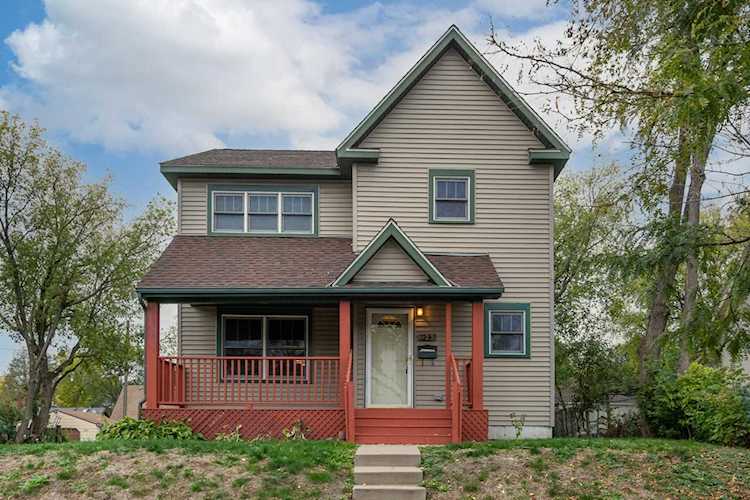 823 Logan Avenue N Minneapolis, MN 55411