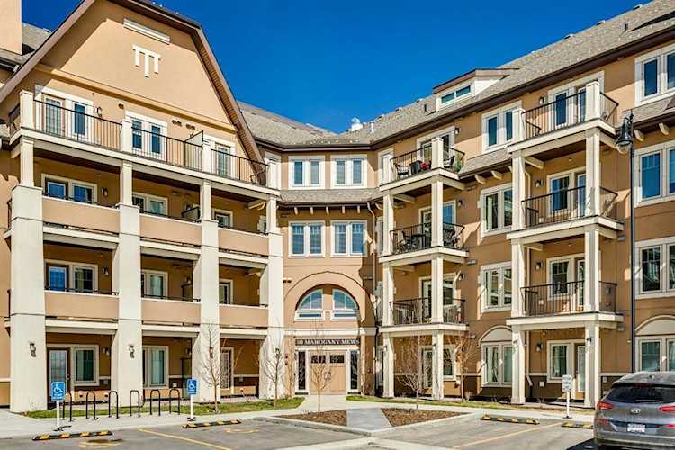 30 Mahogany Mews SE #301 Calgary, AB T3M 3H4