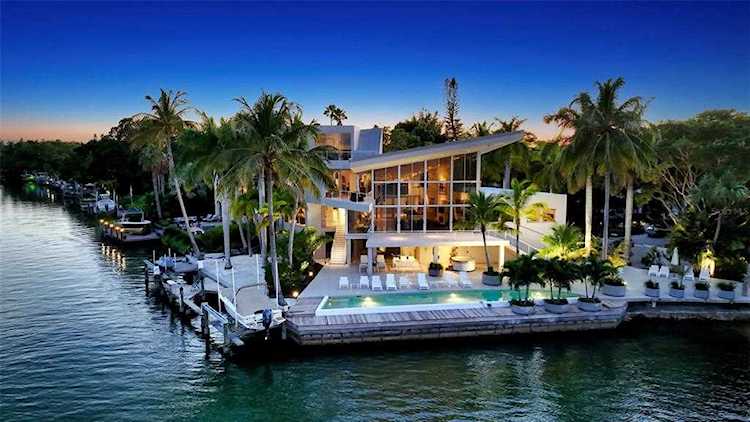 Address Withheld Sarasota, FL 34242