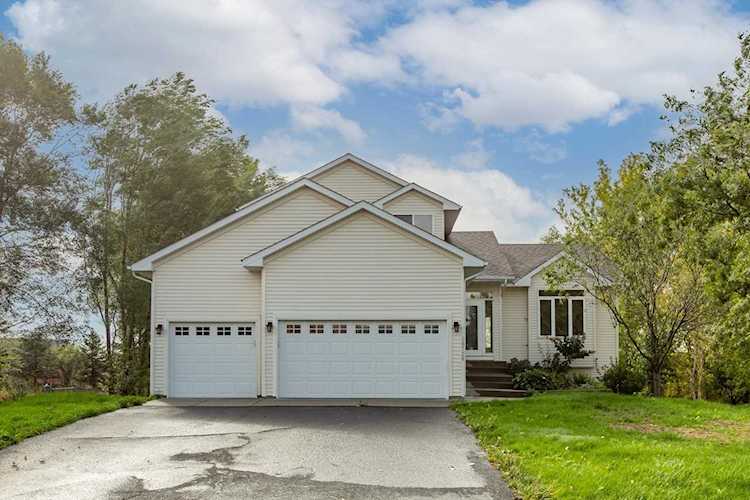 10729 53rd Street NE Albertville, MN 55301