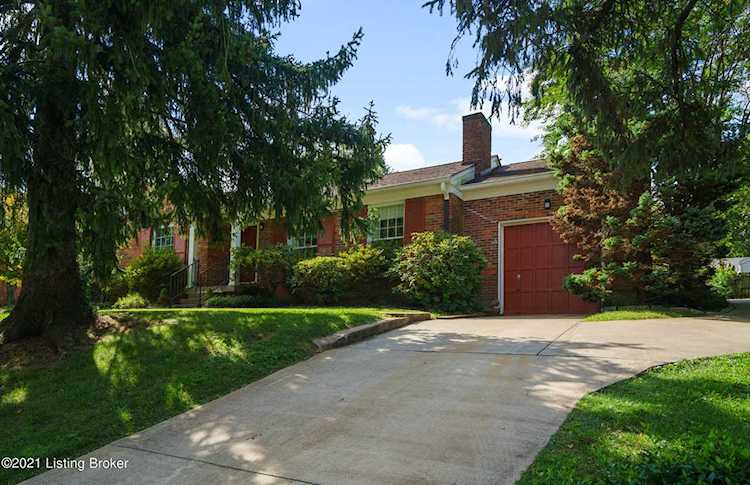 426 Kaelin Dr Louisville, KY 40207 | MLS 1596597 Photo 1