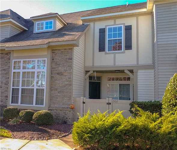 1507 Broad Water Arch Carrollton, VA 23314