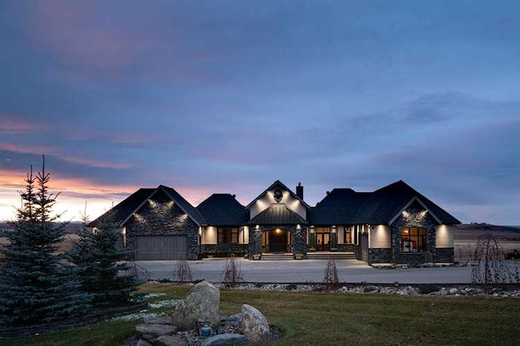 250124 Dynasty Dr W Rural Foothills County, AB t0l 0x0
