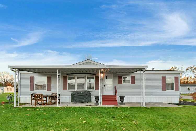 206 Rona Boulevard Pataskala, OH 43062