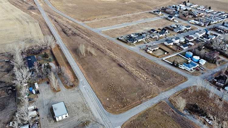 Osler St Rural Foothills County, AB T0L 0H0