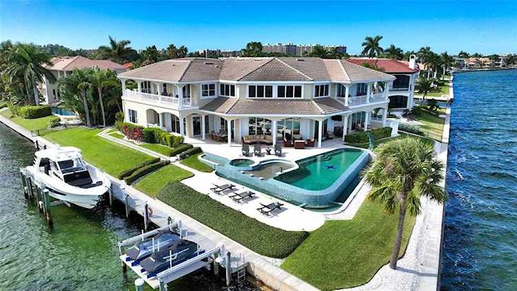 642 Ranger Ln Longboat Key, FL 34228