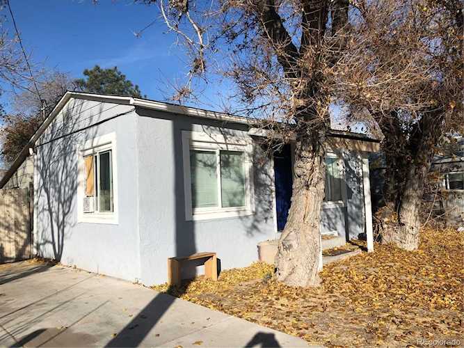 6915 Dahlia St Commerce City, CO 80022