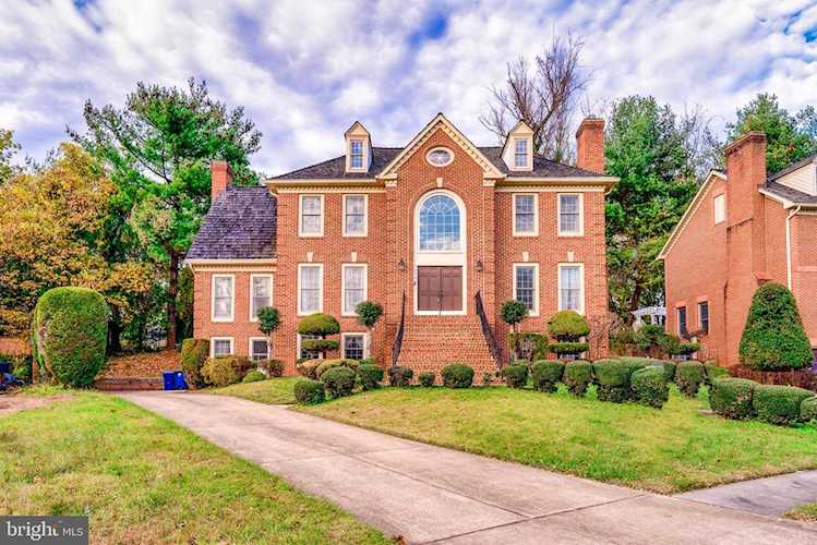 7206 Quiet Cove Annandale, VA 22003