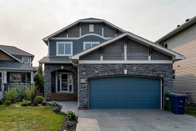 123 Bayside Landing SW Airdrie, AB T4B 3E3