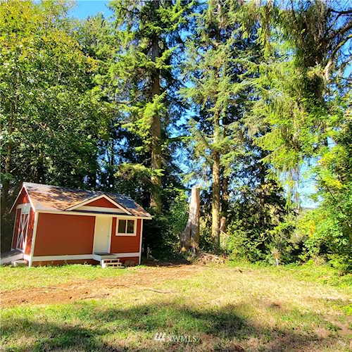23 Spruce Place Cathlamet, WA 98612