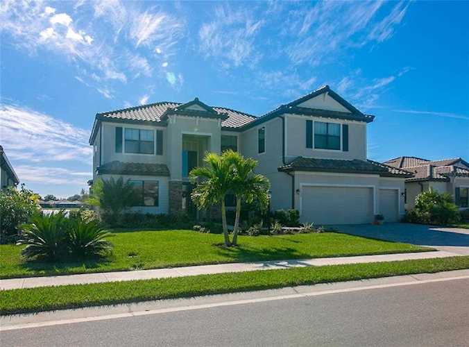17230 Polo Trl Lakewood Ranch, FL 34211