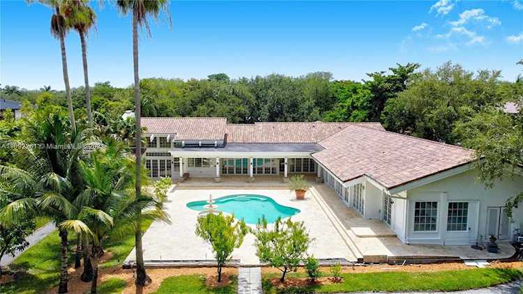6595 SW 102nd St Pinecrest, FL 33156