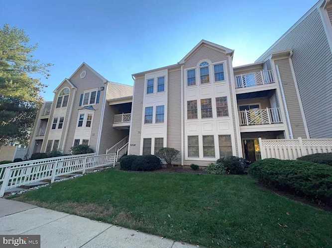 12229 Fairfield House Dr #204A Fairfax, VA 22033