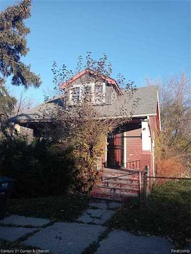 8051 Marcus St Detroit, MI 48213
