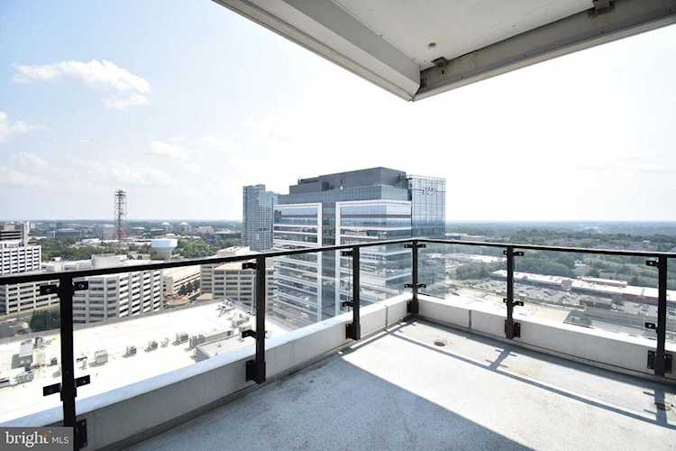 1650 Silver Hill #2002 Mclean, VA 22102