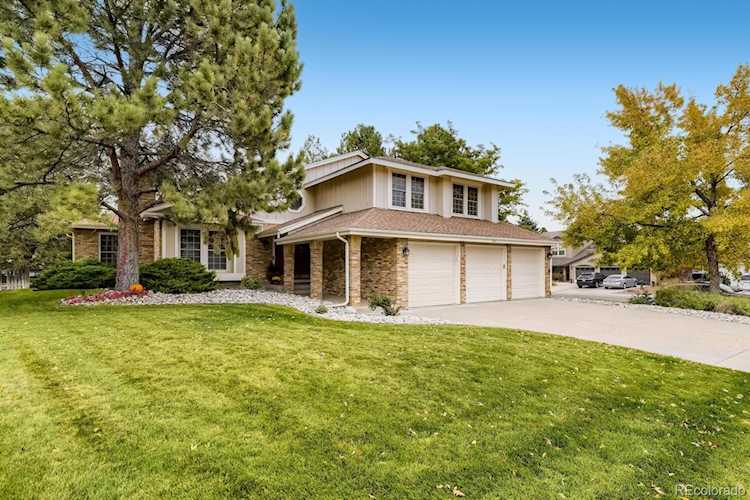7418 Manchester Ct Castle Pines, CO 80108