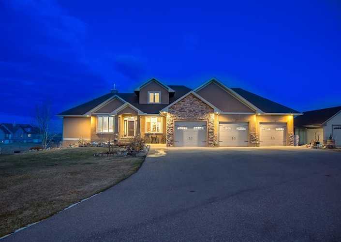16057 Sage Valley Dr E Rural Foothills County, AB T1V 1N1