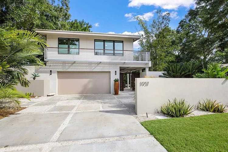 1957 Lincoln Dr Sarasota, FL 34236