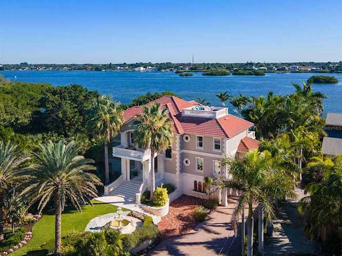 144 N Casey Key Rd Osprey, FL 34229