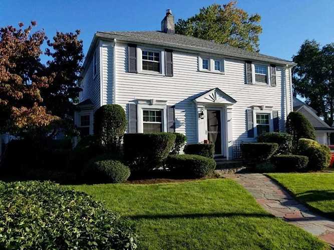 9 Moreland Rd Quincy, MA 02169