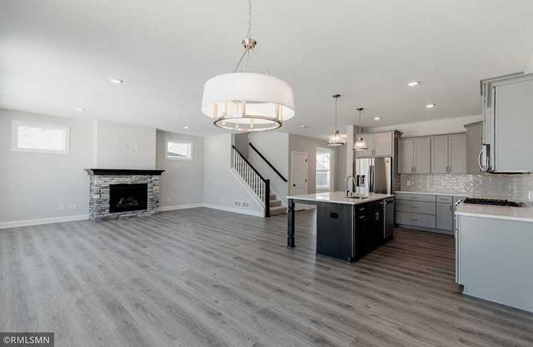 4722 128th Circle NE Blaine, MN 55449