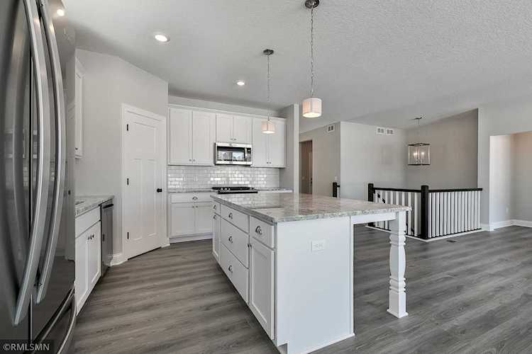 4833 127th Circle NE Blaine, MN 55449