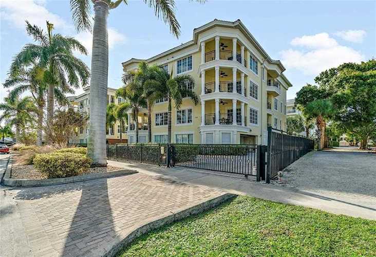 300 Calle Miramar #300-S1 Sarasota, FL 34242