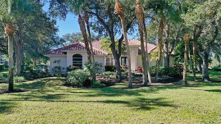 370 Macewen Dr Osprey, FL 34229