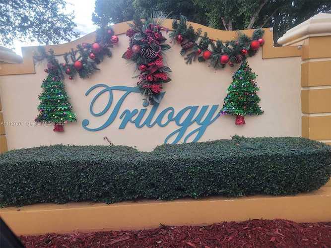 1761 SW 127th Ter Miramar, FL 33027