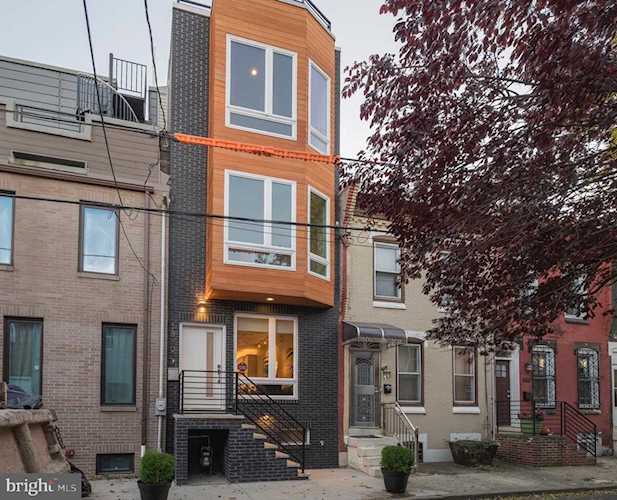 1830 Fernon St Philadelphia, PA 19145