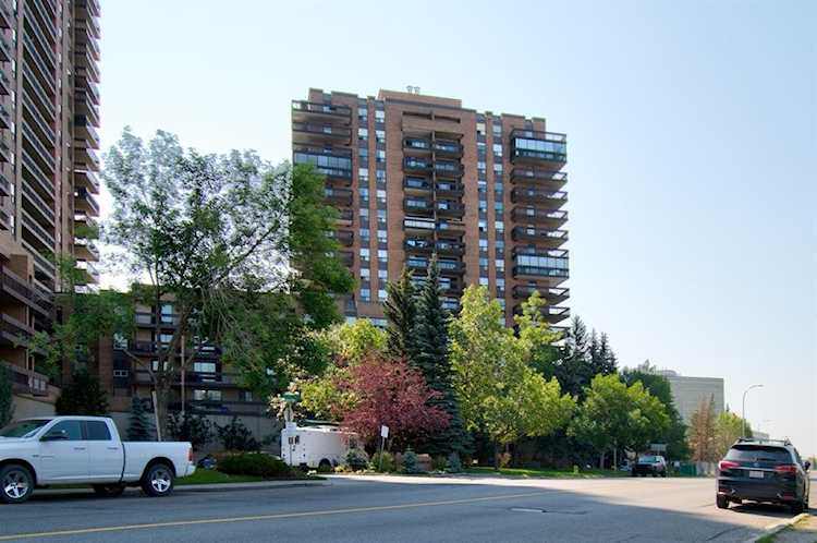 9800 Horton Rd SW #309 Calgary, AB T2V 5B5