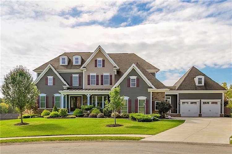 405 Southwick Ct Mars, PA 16046