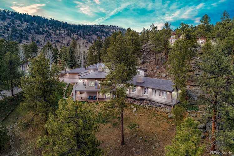 25268 Foothills Dr Golden, CO 80401