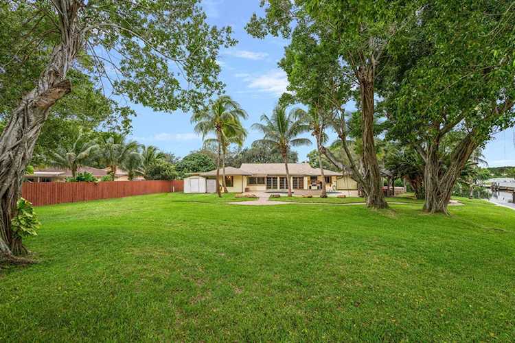5471 SW 16 Court Plantation, FL 33317
