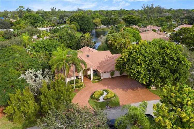 6051 NW 63rd Pl Parkland, FL 33067