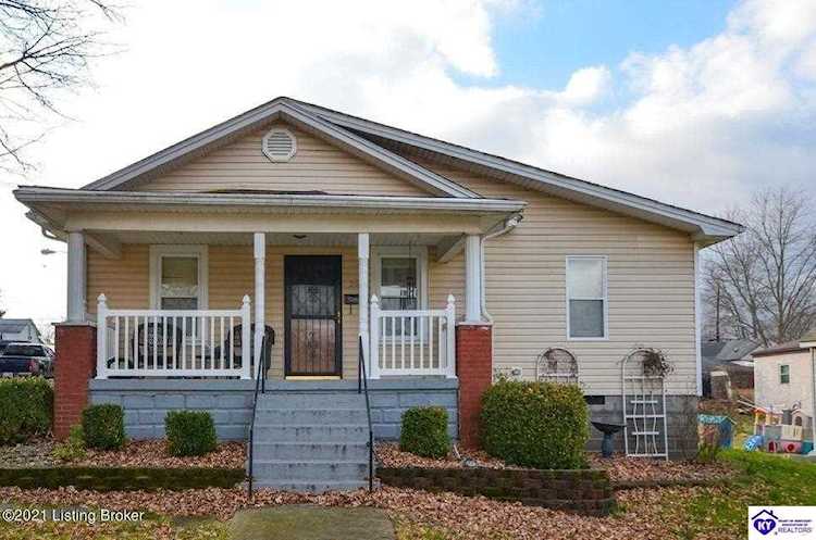 207 Church Street Vine Grove, KY 40175
