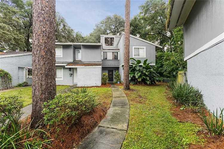702 Raymond CIRCLE Altamonte Springs, FL 32714