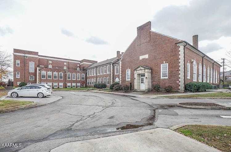 140 E Glenwood Ave Knoxville, TN 37917