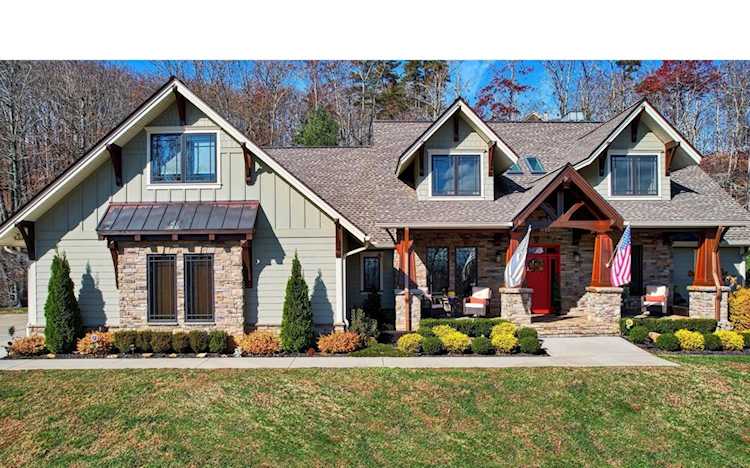 606 Concord Way Blairsville, GA 30512