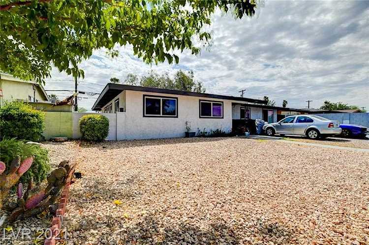 1209 Arrowhead Ave Las Vegas, NV 89106