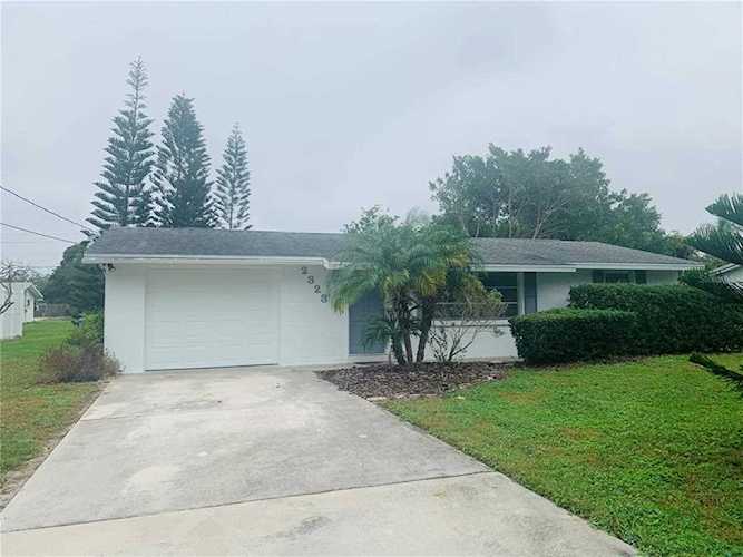 2323 Doud St Sarasota, FL 34231