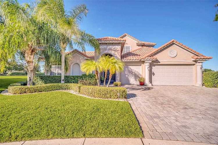 2287 Callaway Ct Davenport, FL 33837