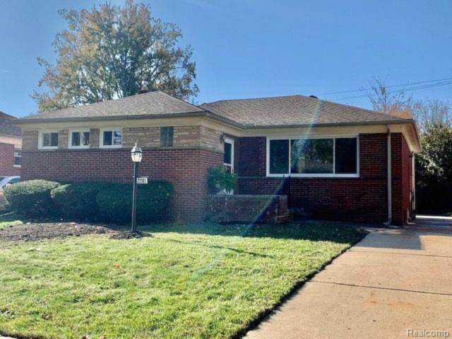 22161 Kenosha St Oak Park, MI 48237